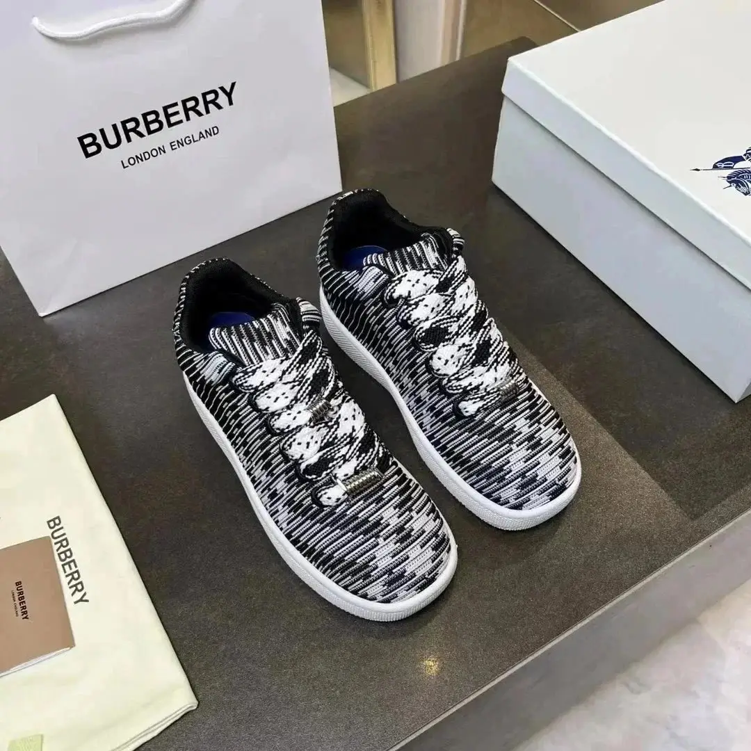 Burberry shoes photo 4