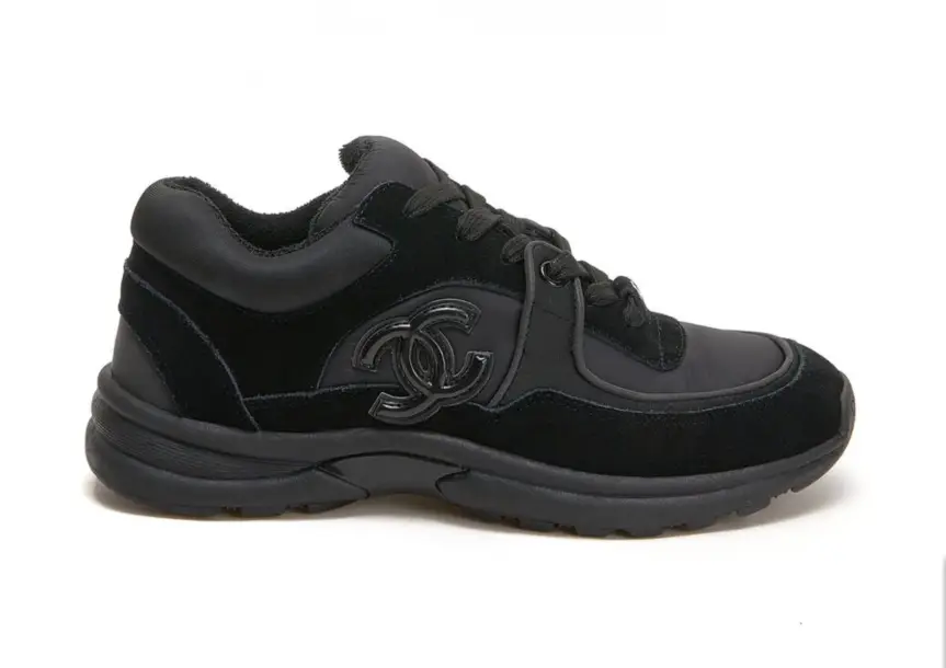 Chanel sneakers photo 2