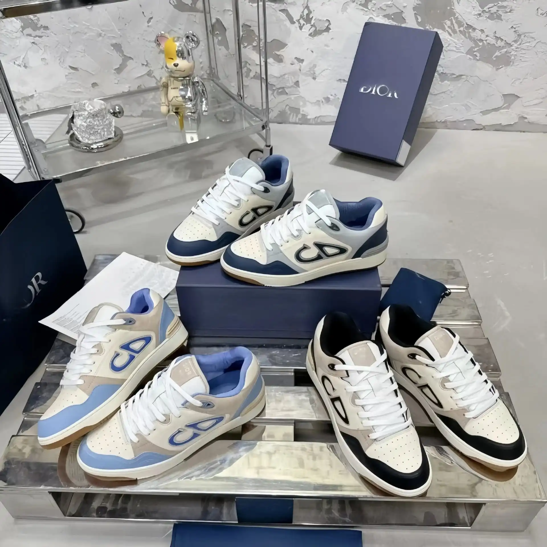Dior B22 Sneakers photo 1
