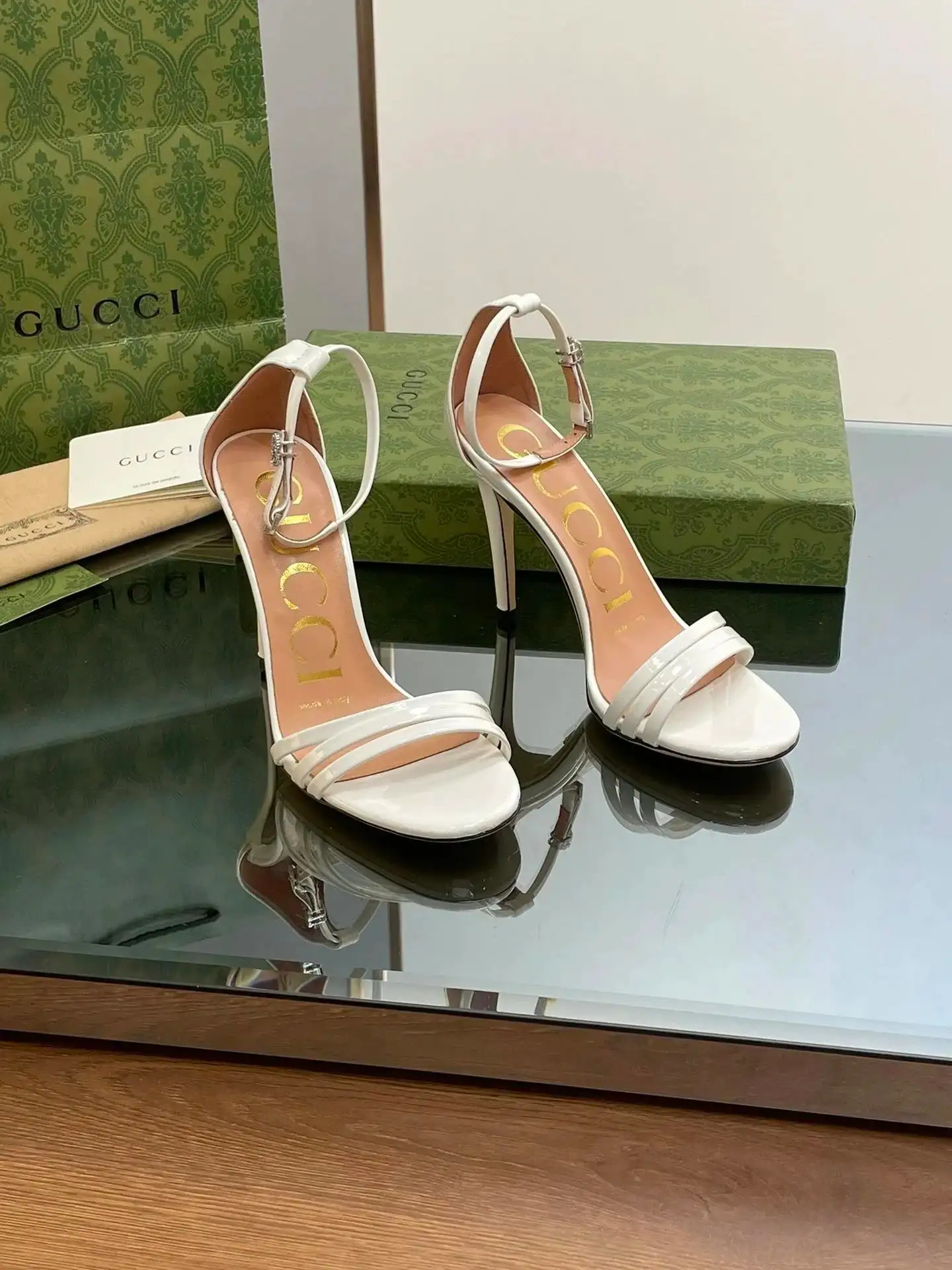 gucci women's high heels photo 2