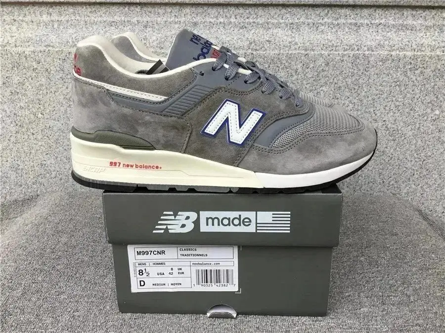 New Balance Chunky Sneakers [30 styles] photo 5