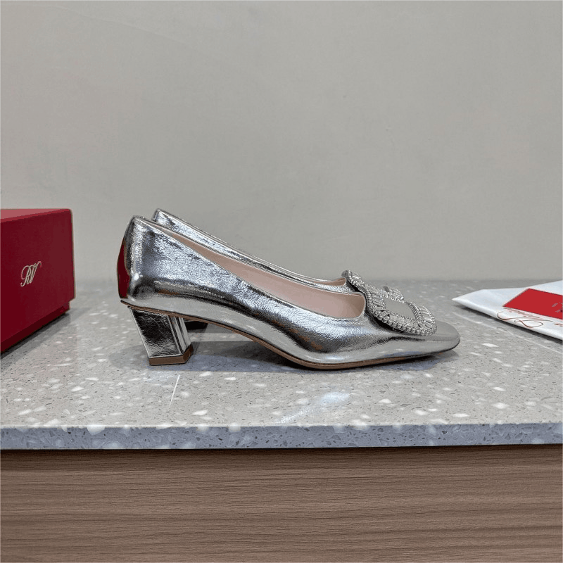 Roger Vivier Loafers [4 styles] photo 1